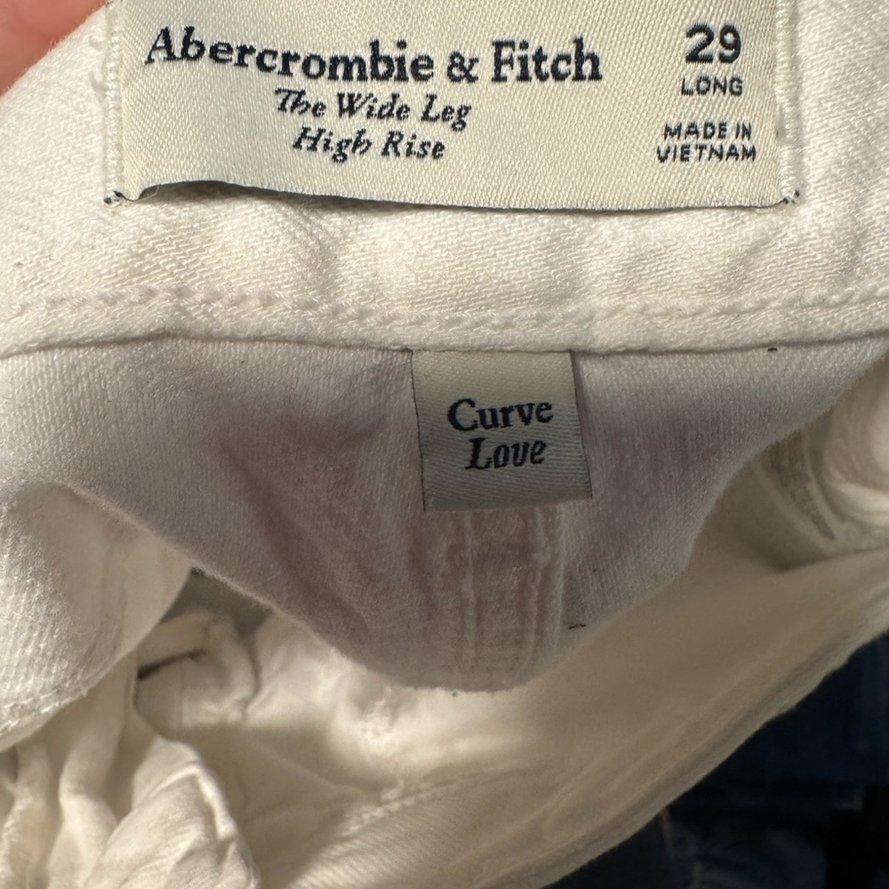 Abercrombie Wide Leg High Rise Jeans